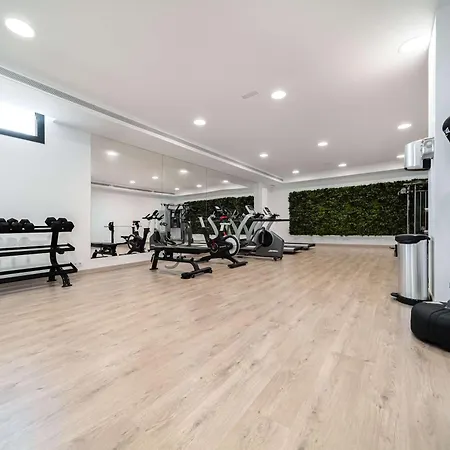 Apartment Casa Sol Luxury Rooftop Penthouse Gym Pools Marbella