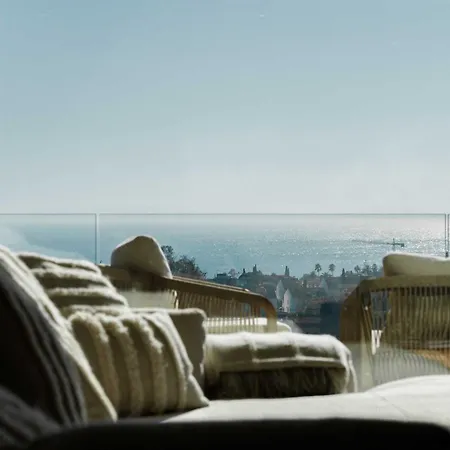 Casa Sol Luxury Rooftop Penthouse Gym Pools Apartment